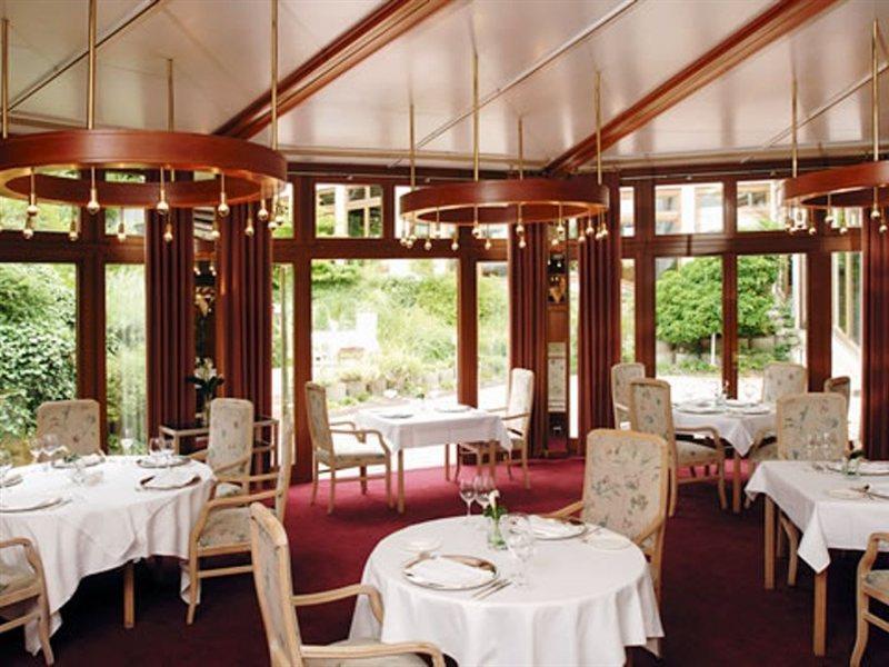 Nh Wiesbaden Restaurant foto